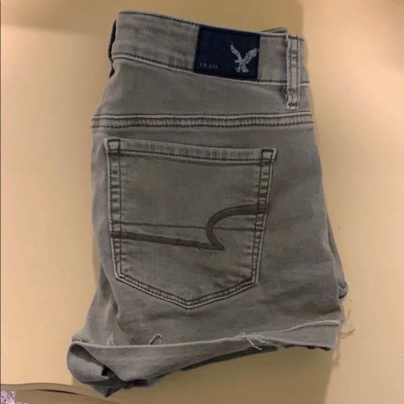 I call these the safari shorts collection haha - Picture 4 of 8